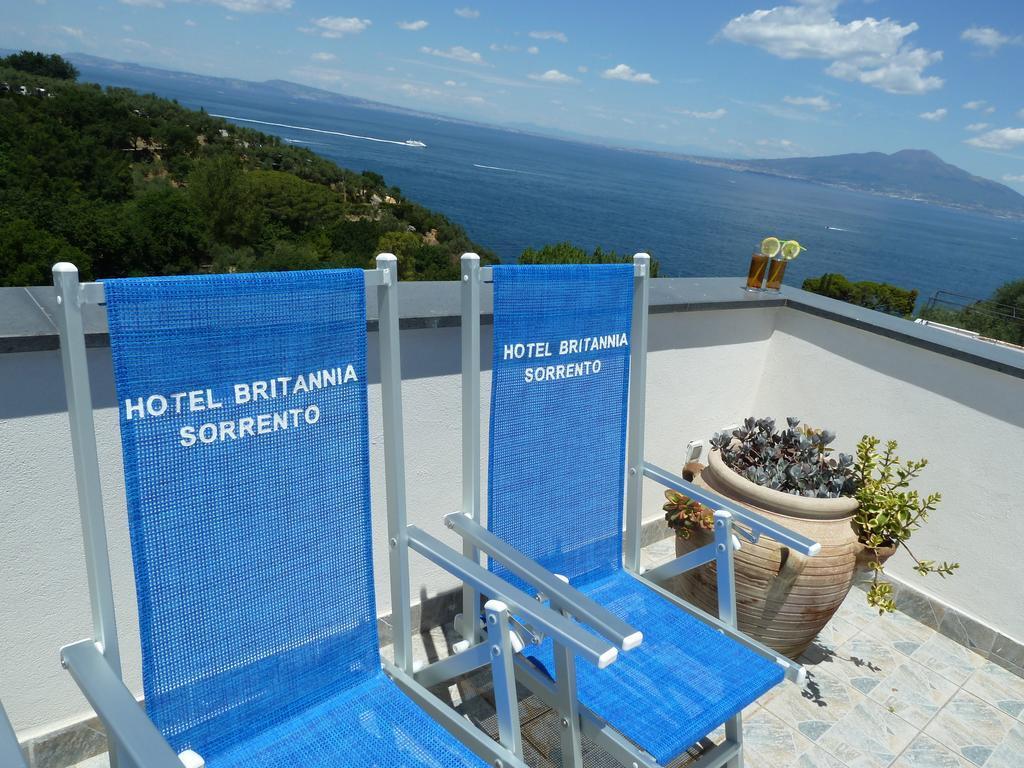 Hotel Britannia Сорренто Экстерьер фото